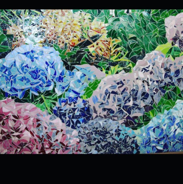 #hydrangea #flowers #mosaic #mural #art #artwork #architecture #glass #glassmosaic #landscapelover #blue #rose #purple #Azores