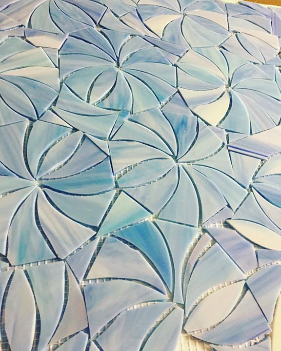 #skydiving #bleu #bluesky #mosaic #glasswork #glassmosaic #art #sky